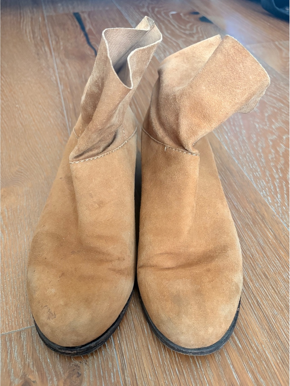 Eileen Fisher Beige Suede Ankle Flat Boots Classic Size 7.5